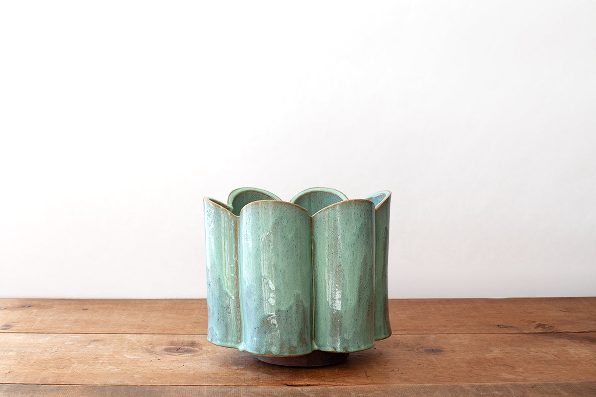 Short Scallop Vase - Fern