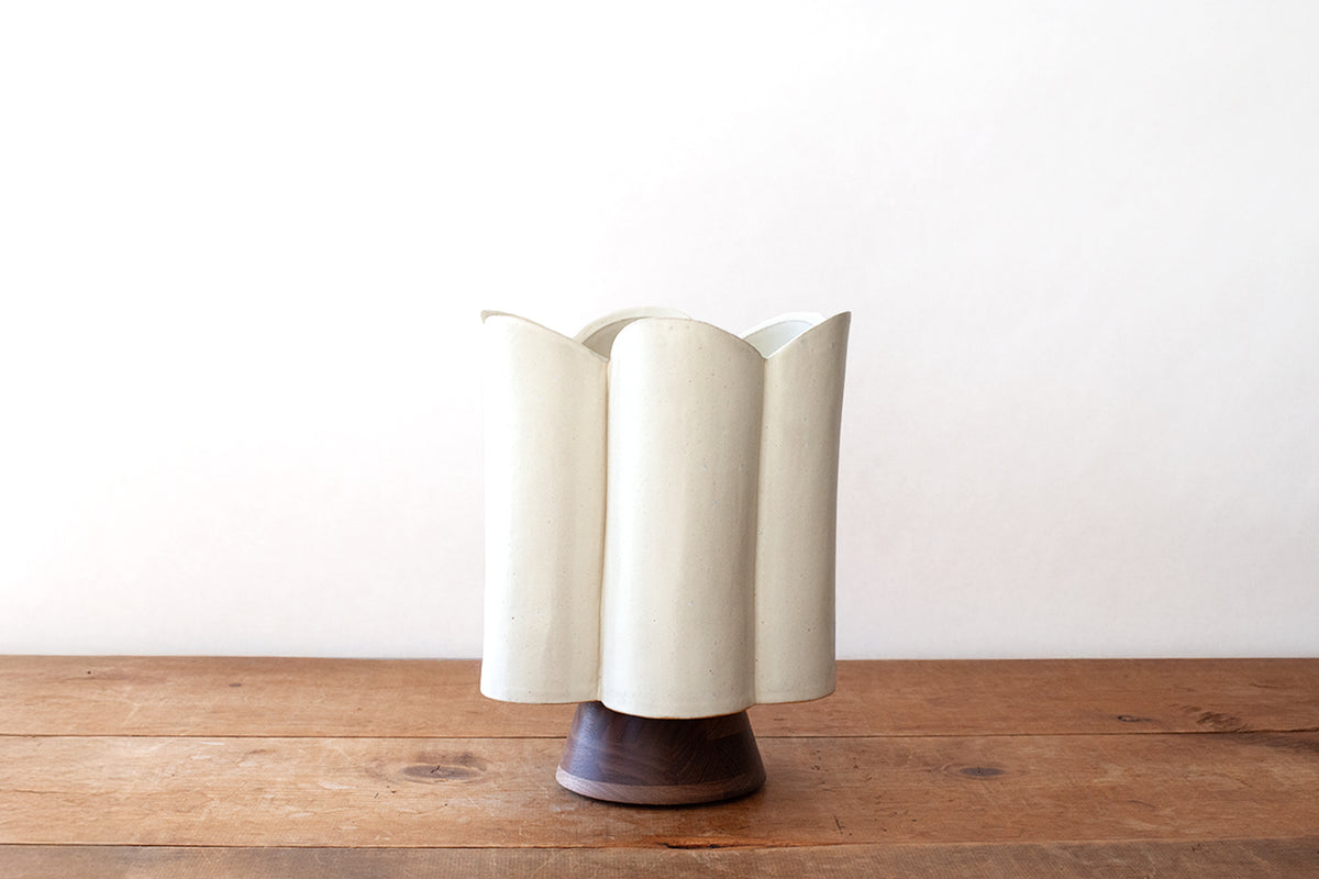 Tall Scallop Vase - Cream