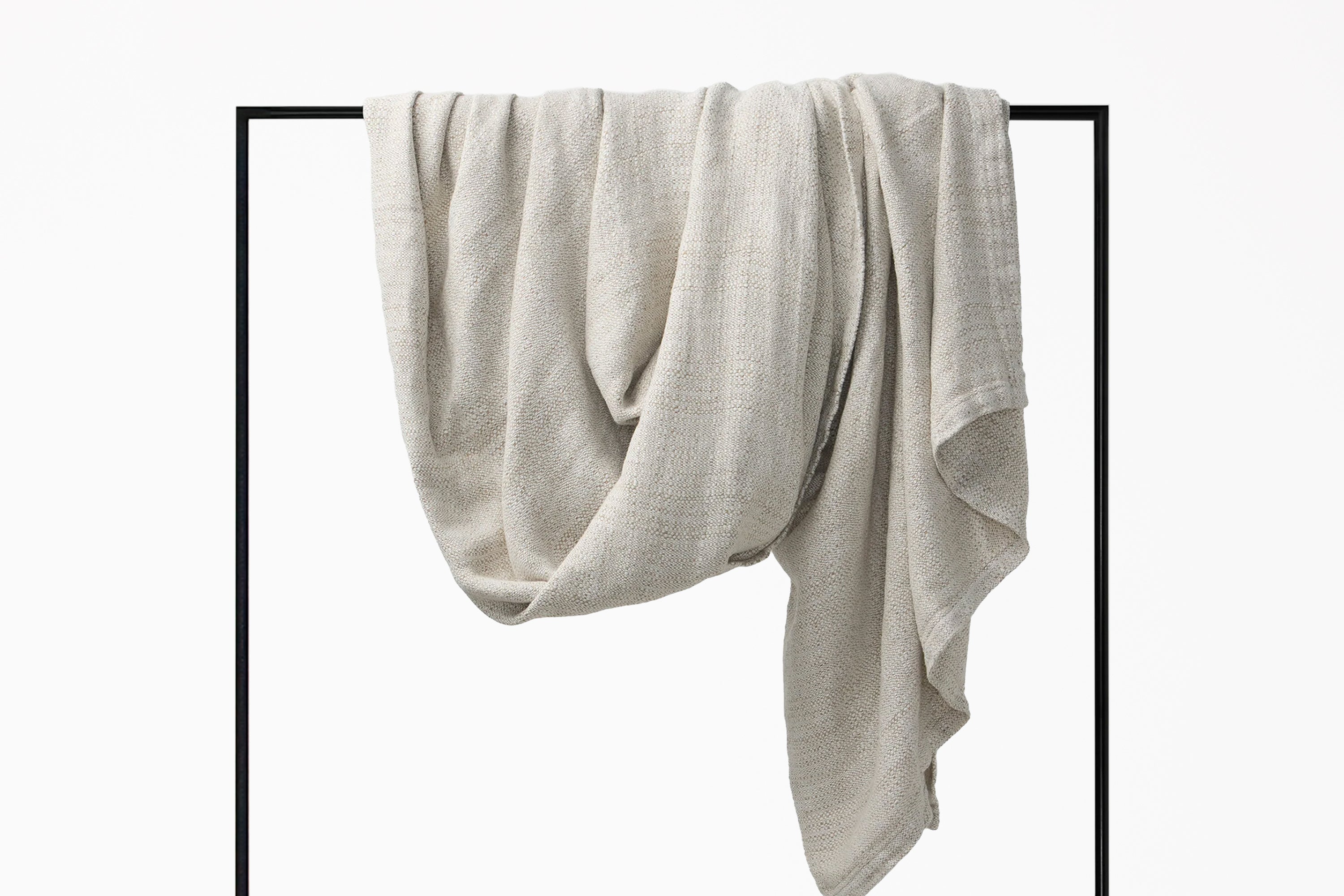Luna Boucle Linen Throw
