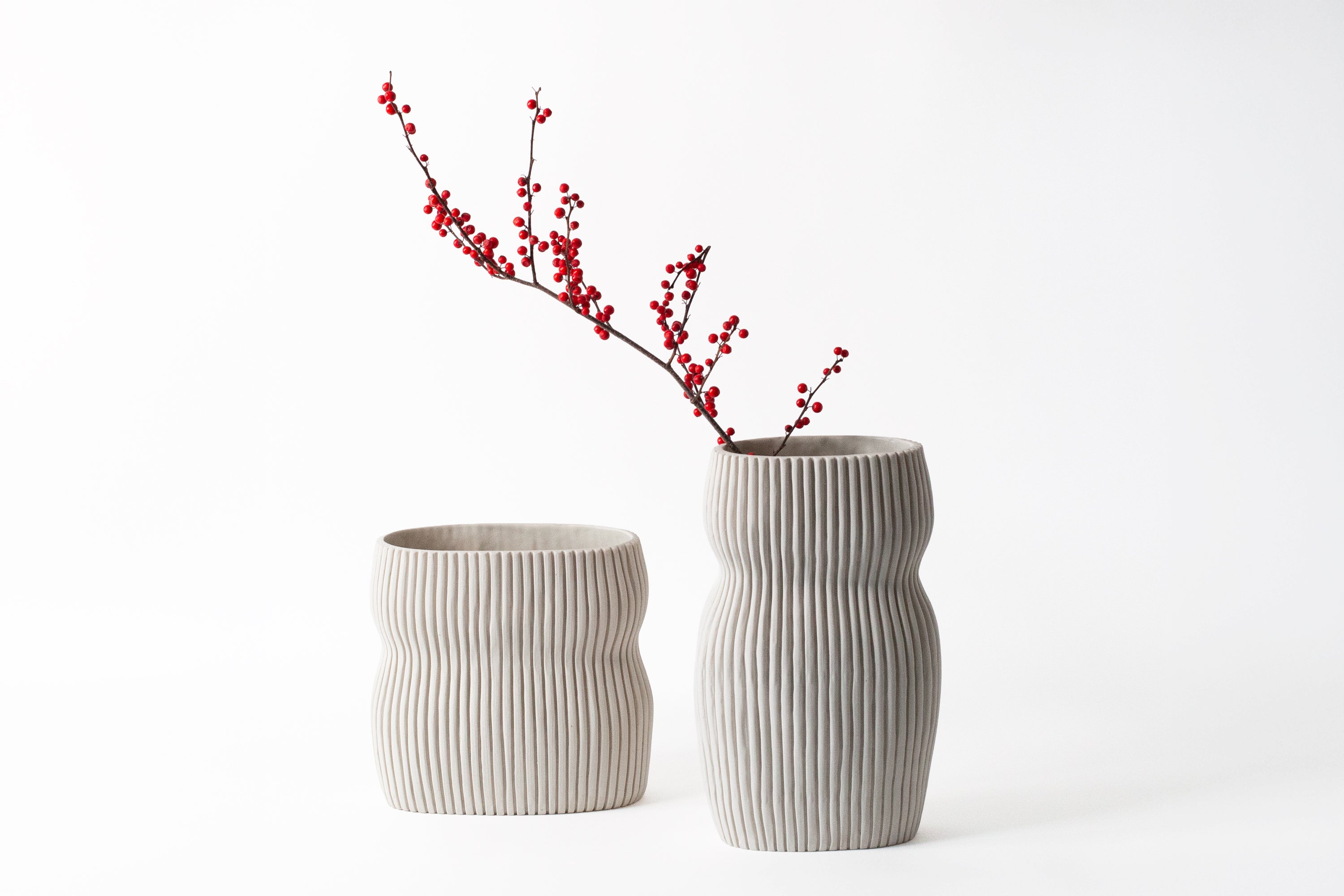 Cym Warkov Ceramics - Oval Curvy 2.0 Vases - Cream