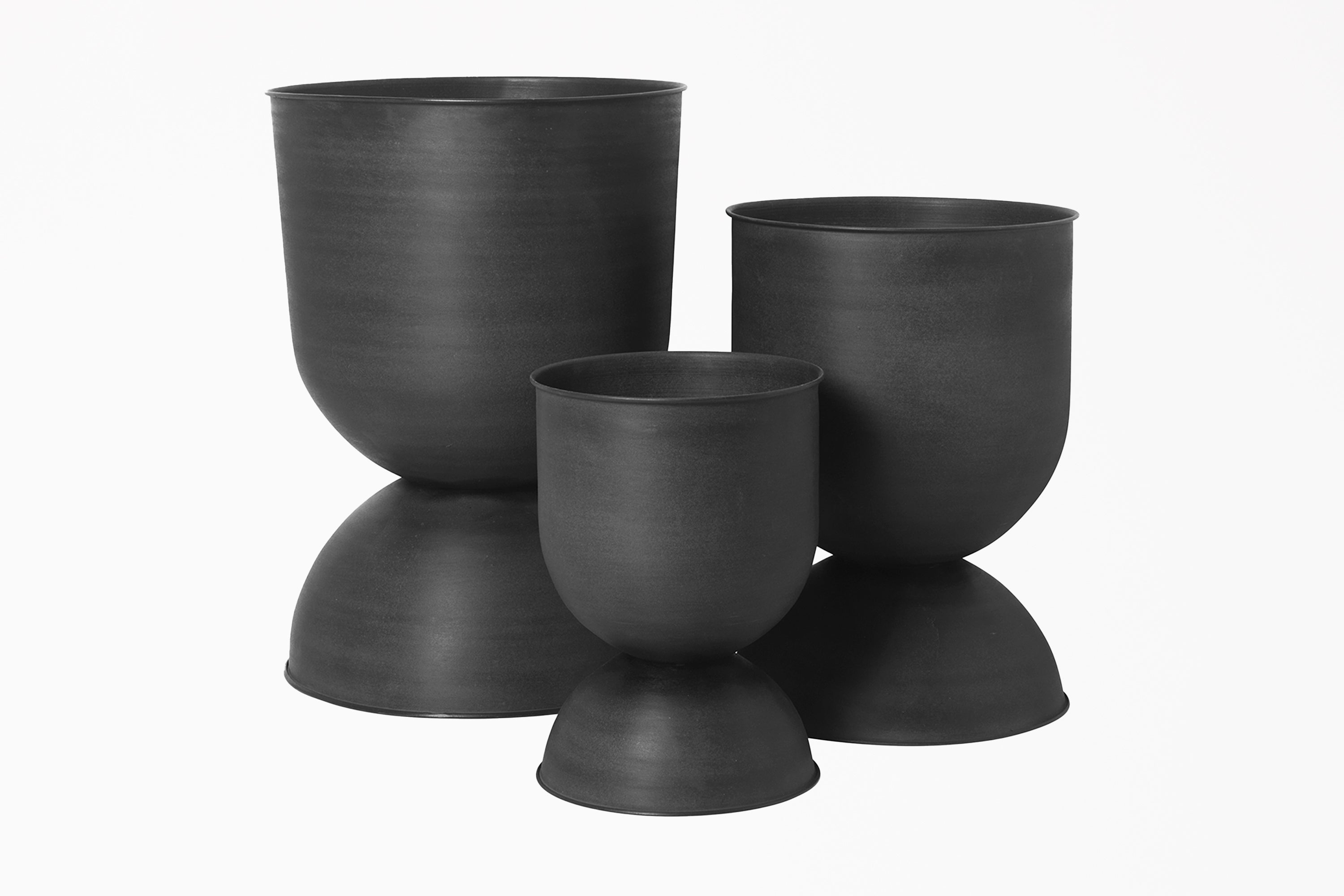 Black Hourglass Pots