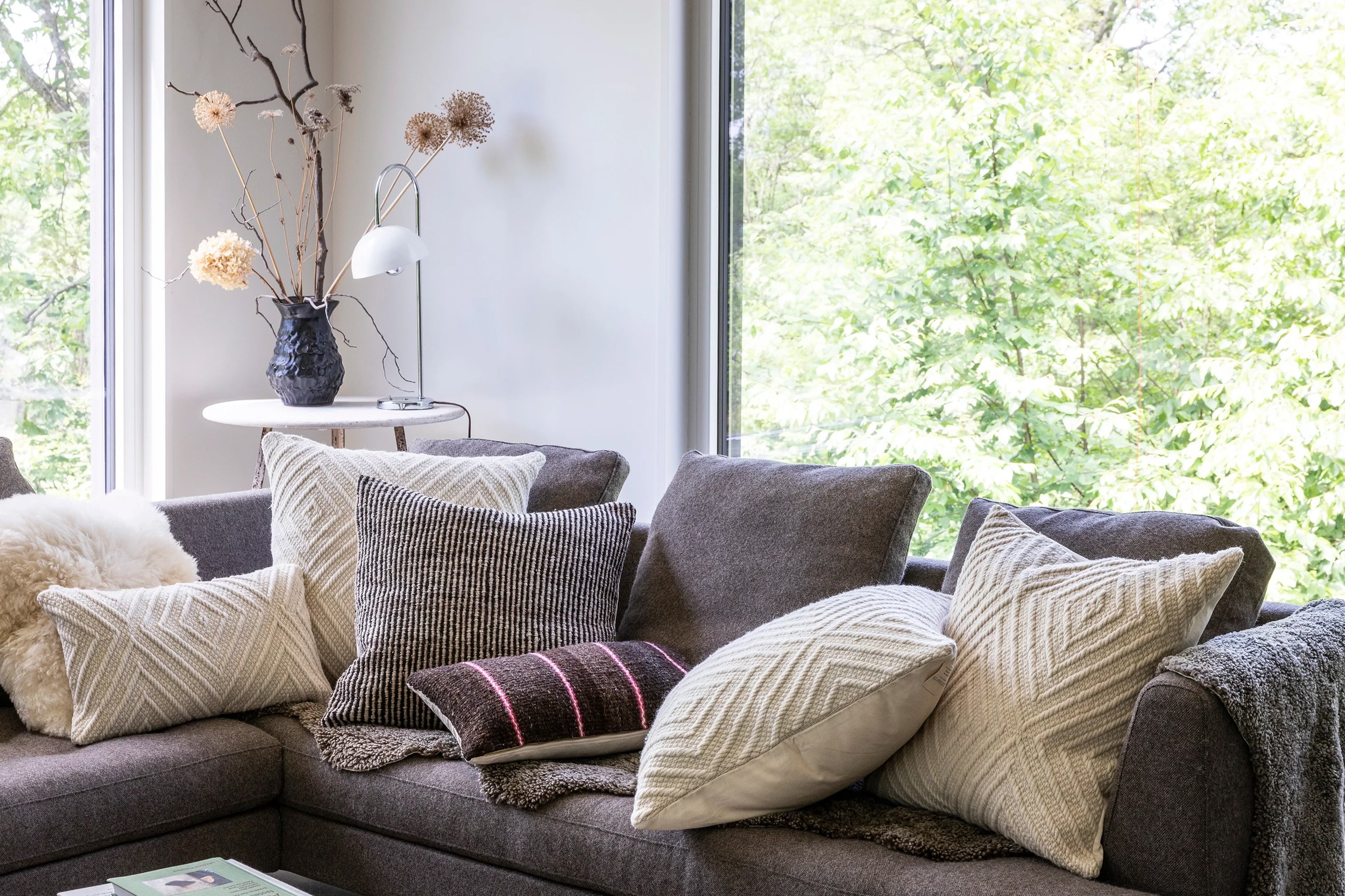 Intiearth - Tierra Pillow - Raya