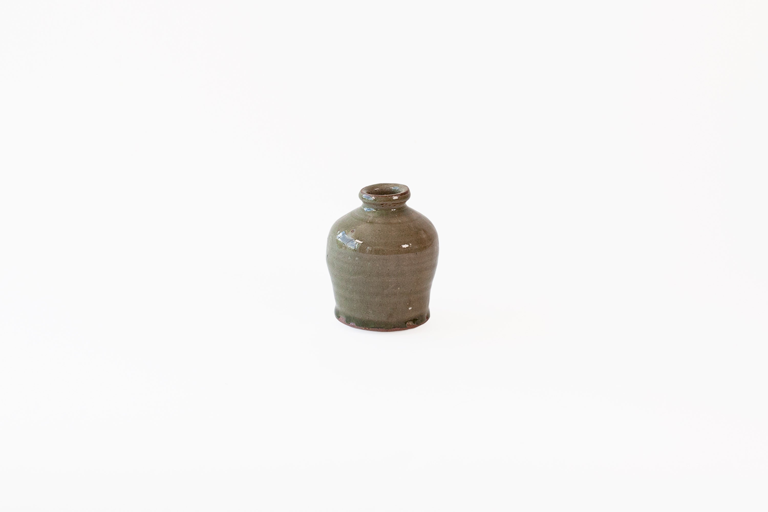 Wild Clay Bud Vase