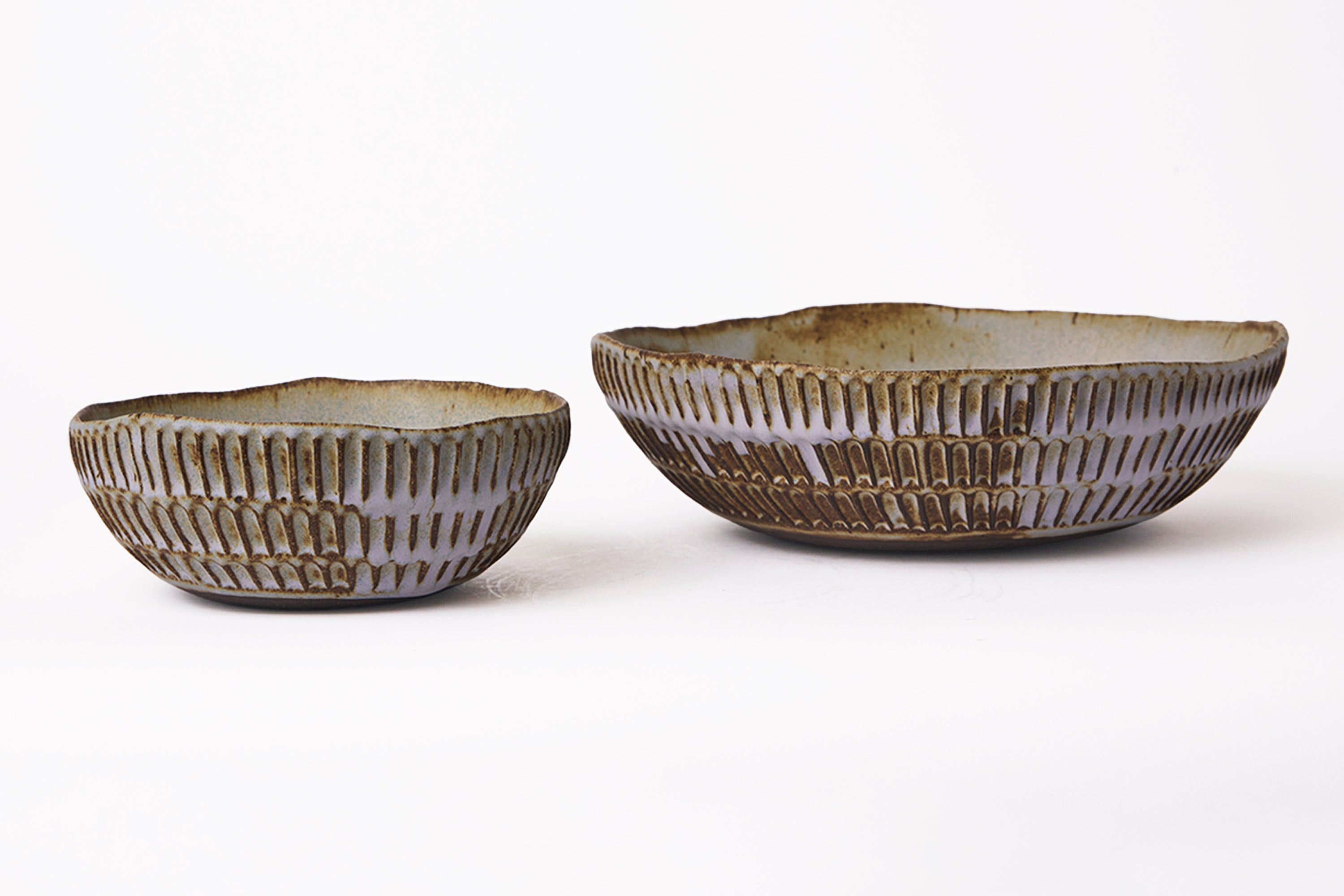 Carved Eggshell Morning Bowl - Dark Lavender