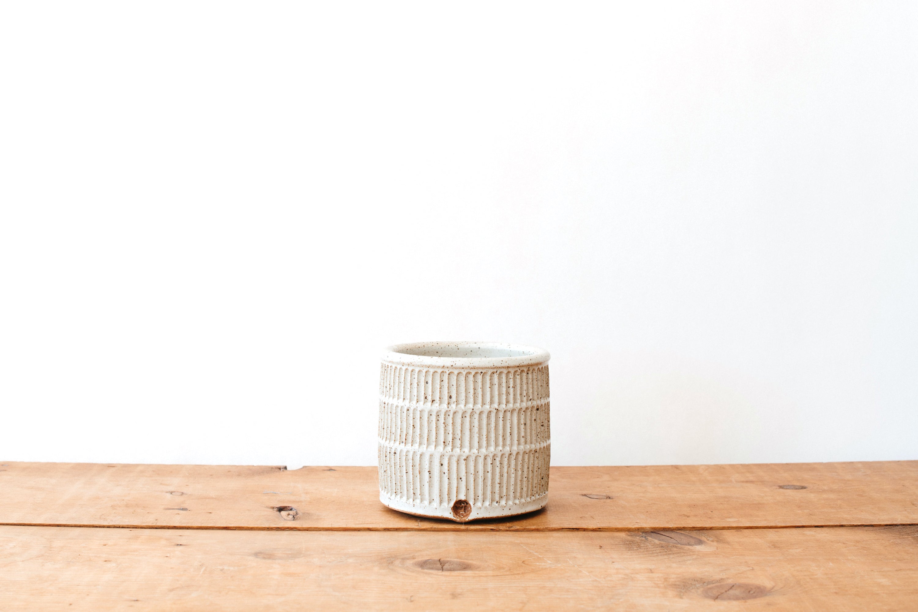 Small Carved Planter - Speckled Matte White