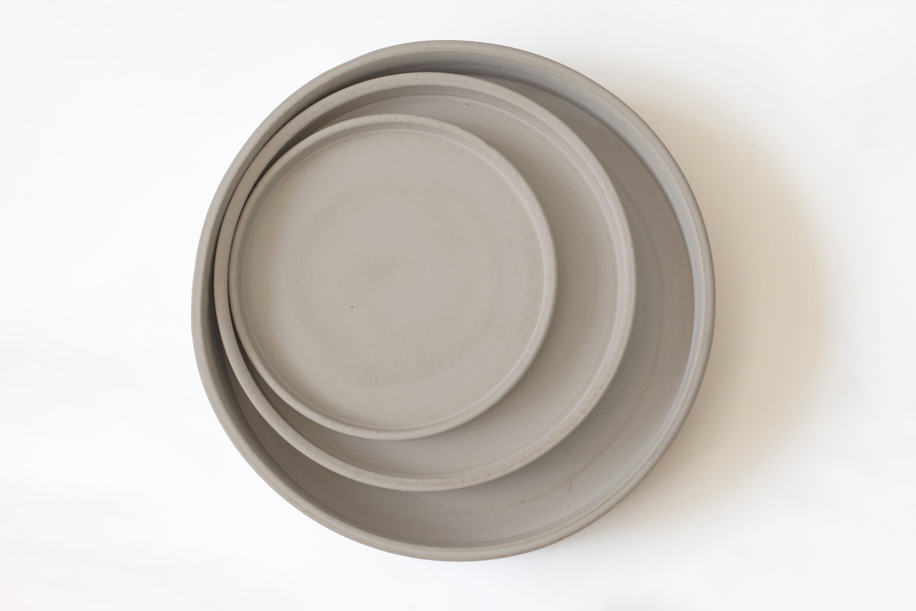 Sheldon Ceramics - Farmhouse Coupe Tray - Stone - Small