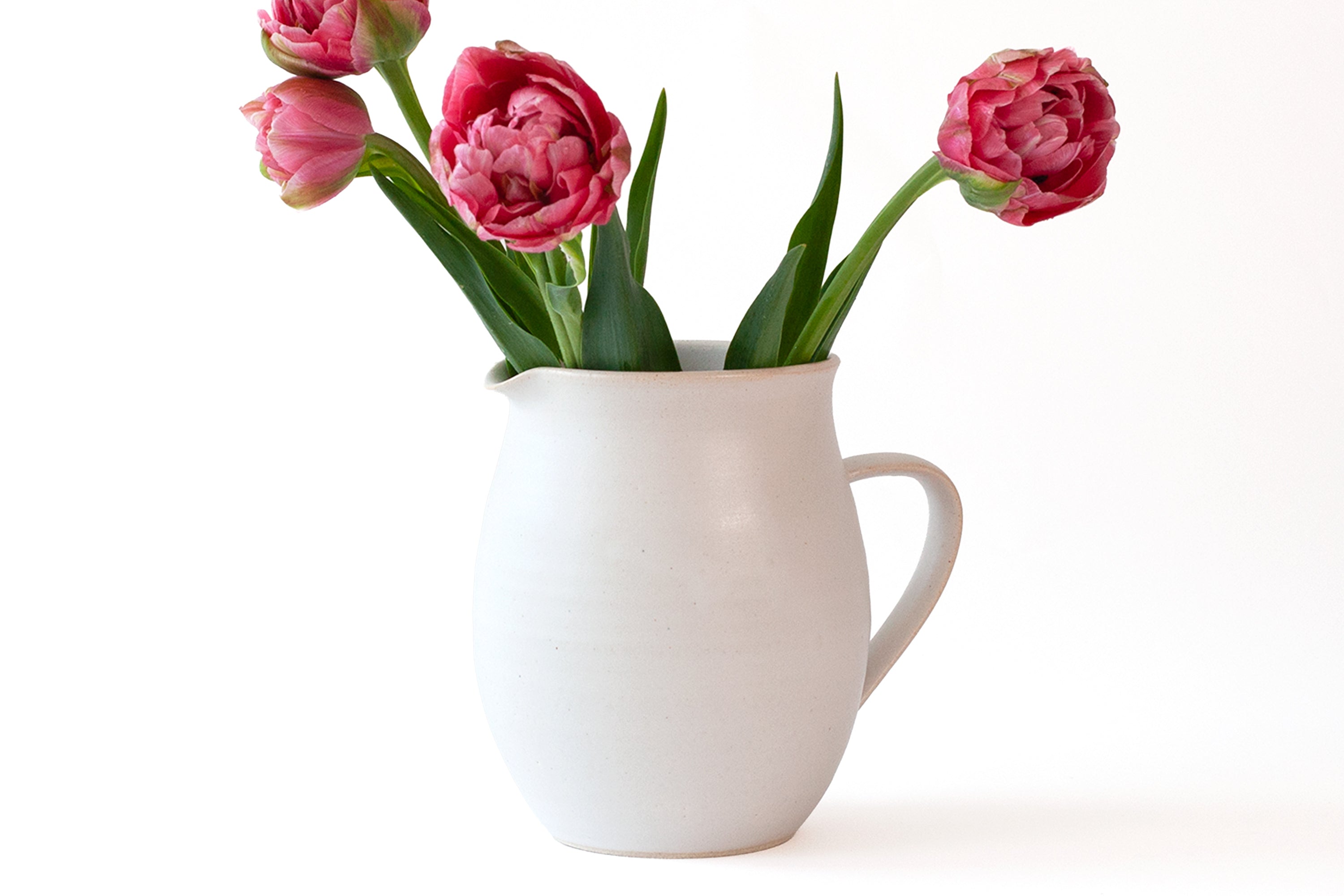 Farmhouse Pitcher - Eggshell