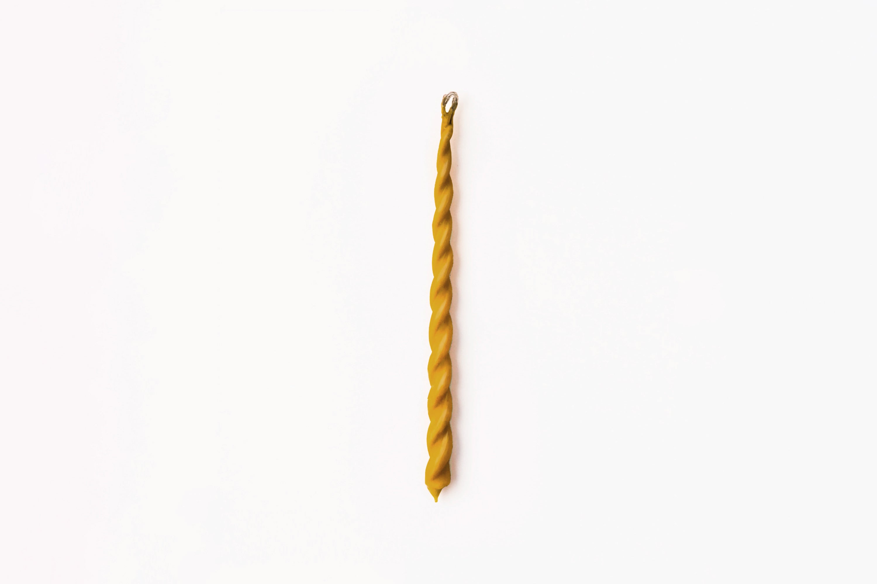 Standard Twisted Beeswax Candle - Thumbnail 4